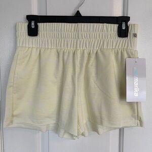Marika Active Shorts Size Small